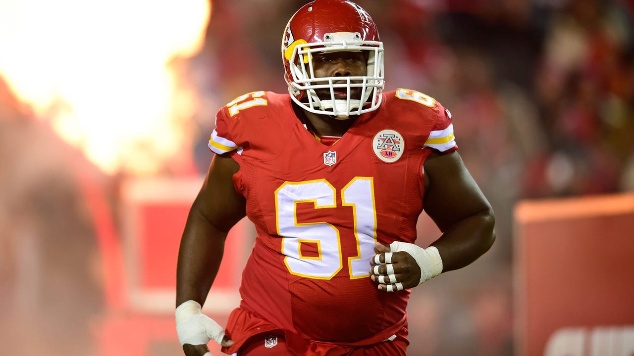Chiefs center Hudson is getting noticed -- for all the right reasons